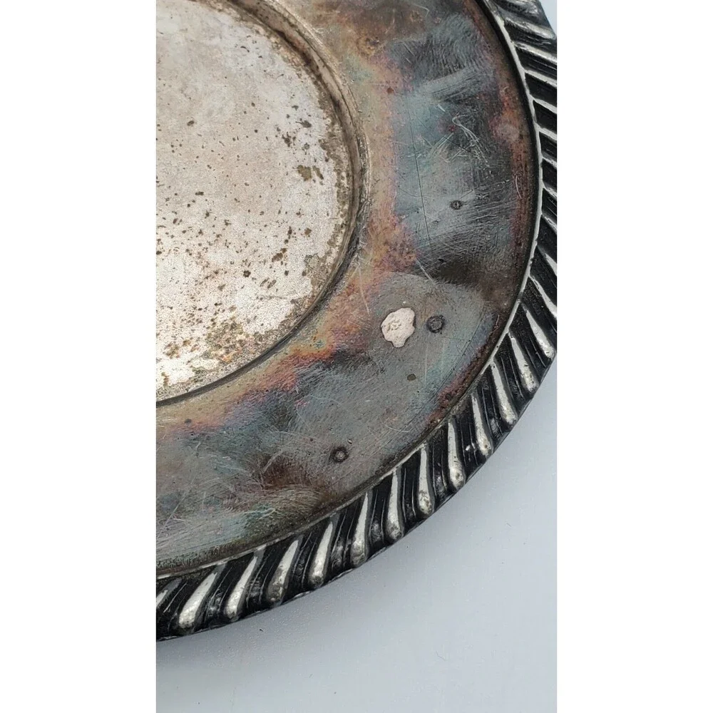 Meriden B Company  *** Rogers Bro 22 Made In USA Silverplate Saucer 5.75